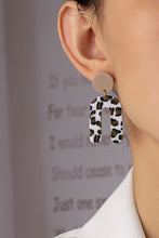 Load image into Gallery viewer, Leopard print arch drop earrings
