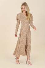 Load image into Gallery viewer, Fit and Flare floral maxi dress
